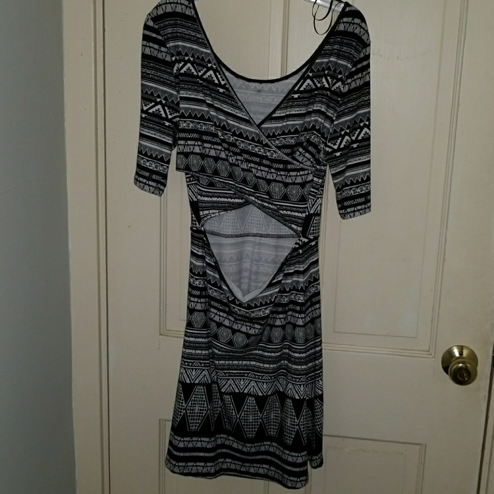 Black&white dress